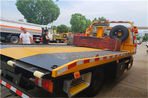 姚家园附近拖车电话号码服务